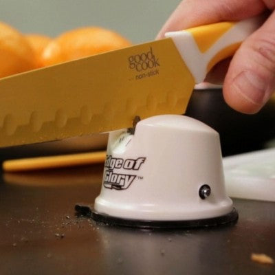 Ascutitor de cutite Edge of Glory, foarte sigur si usor de folosit, vei avea cutite profesionale!